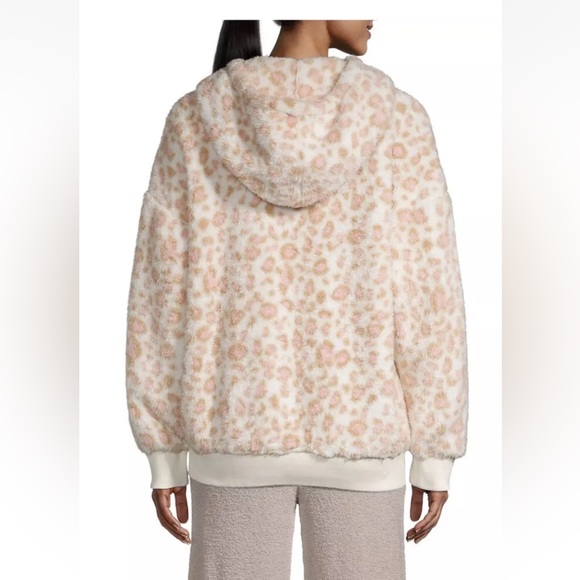 UGG Lora Sherpa Hoodie. Size M. MSRP $98 - Picture 3 of 16